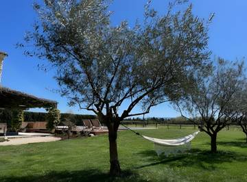 Chambre D’hôte pour 5 Personnes dans Le Thor, Provence, Photo 3
