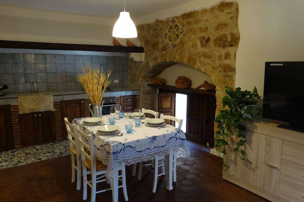 L'arenaria in Pachino in Pachino, Siracusa e dintorni