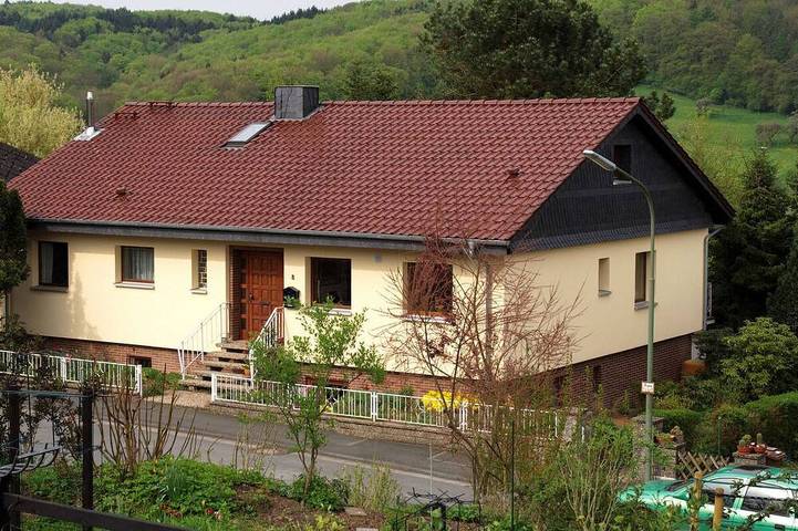 Ferienwohnung für 8 Personen, mit Terrasse und Garten sowie Sauna in Landkreis Limburg-Weilburg