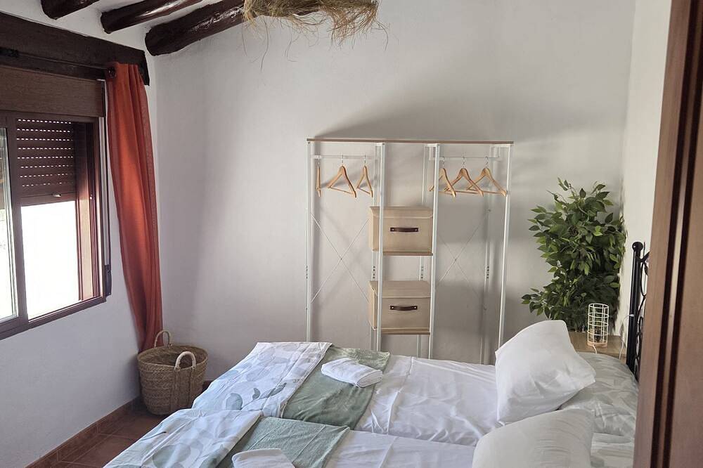 Casita Rural El Refugio, your place to disconnect with your family or couple. in Zuheros, Sierras Subbéticas