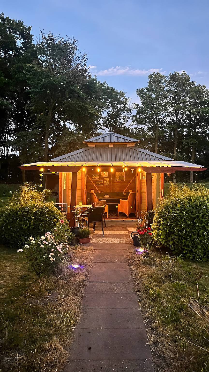 Ganze Wohnung, Ferienhaus 'Alte Schule Niebüll' mit privatem Garten und Wlan in Niebüll, Nordfriesland
