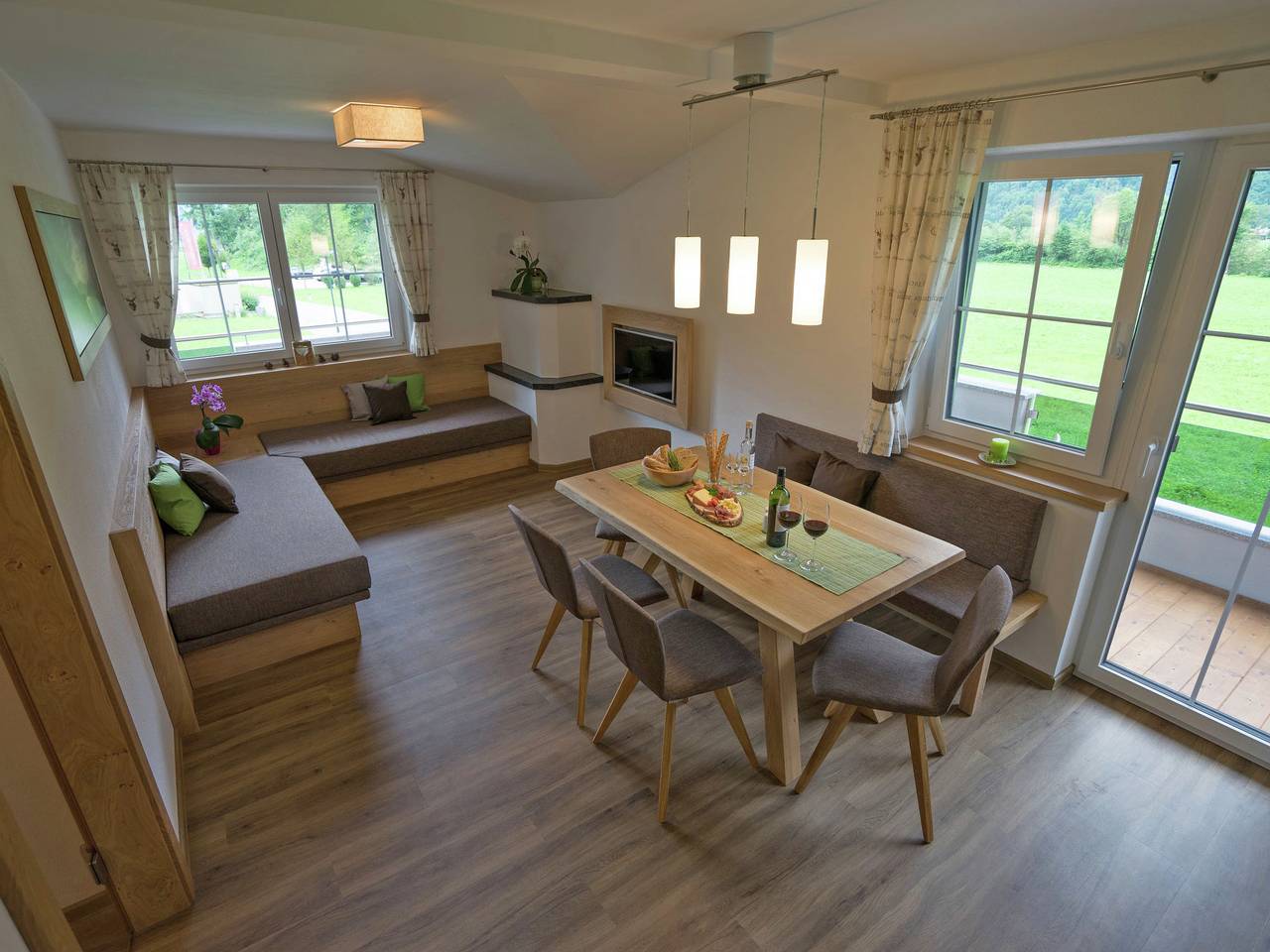 Ganze Wohnung, Chalet in Mayrhofen nahe Penkenbahn in Tuxer Alpen, Schwendau