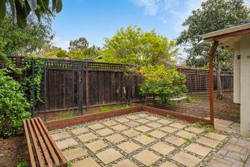 Vacation Rental for 10 Guests in Palo Alto, Silicon Valley, Picture 3