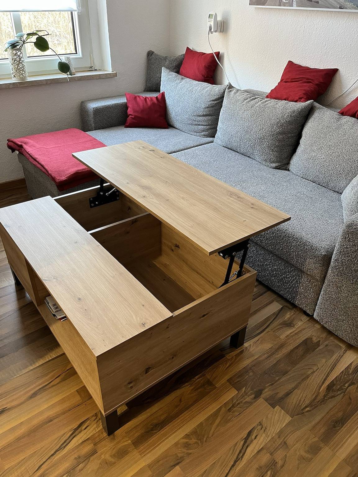 Ganze Wohnung, Apartment 'Haus Silky' mit privatem Pool, Garten und Wallbox in Weida, Region Greiz