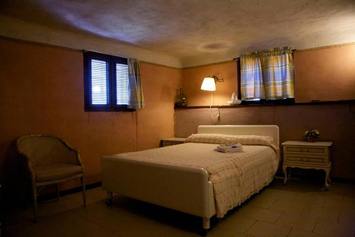 Casa de huéspuedes para 2 personas, con vistas y terraza, Se admiten mascotas en La Jacetania - 2