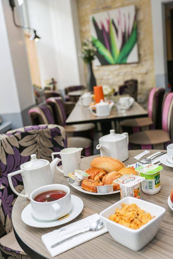 Appart Hotel Avalon Paris Center in Paris 10e Arrondissement, Paris