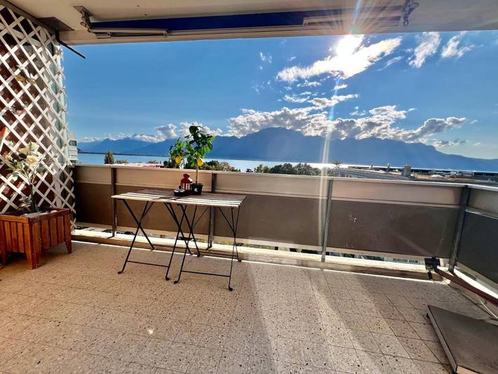 Vakantiewoning voor 3 personen, with Balkon and Terras as well as Uitzicht op het meer and Uitzicht in Montreux