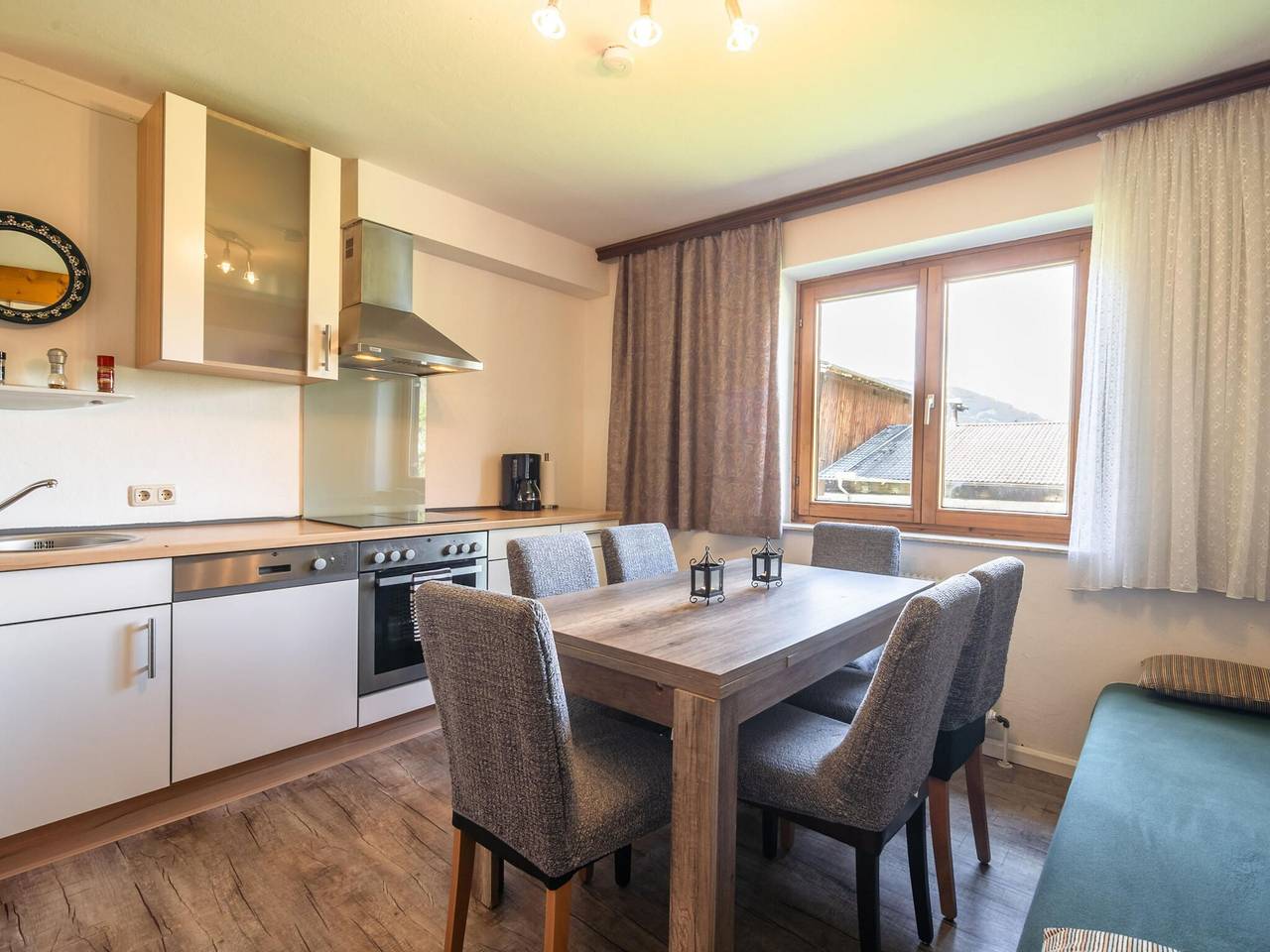 Geheel appartement, Spacious Apartment near Ski Trail in Maishofen in Maishofen, Kitzbüheler Alpen