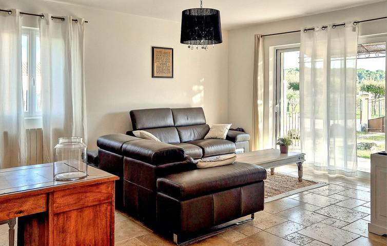 Location de vacances pour 6 personnes, avec jardin et terrasse à Goudargues - 4