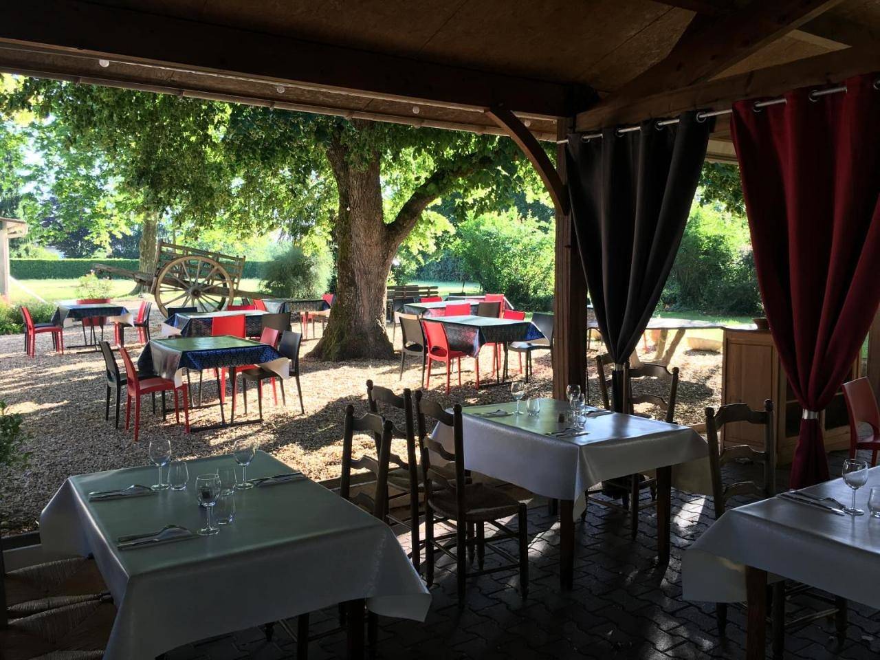 L'Art Dit Vin in Saint-Aigulin, Région de Jonzac