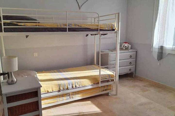 Location de vacances pour 8 personnes, avec jardin et jacuzzi à Loriol-du-Comtat - 4