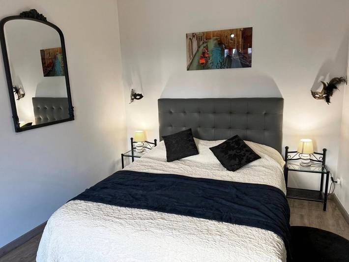 Hôtel pour 8 personnes, avec vue ainsi que piscine et jardin dans Bergesserin - 4