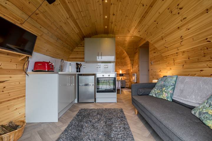 Blockhütte für 3 Personen mit Terrasse in Staffordshire
