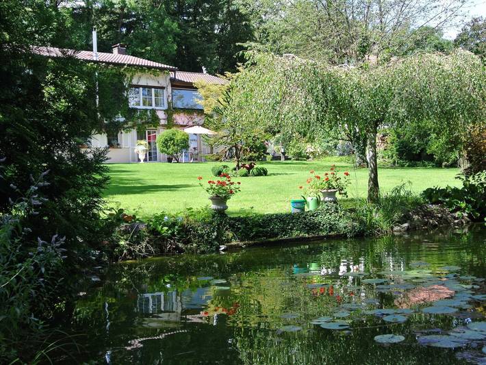 Ganze Ferienwohnung, Ferienwohnung Hummel - Ferienwohnung in Bad Buchau, Landkreis Biberach