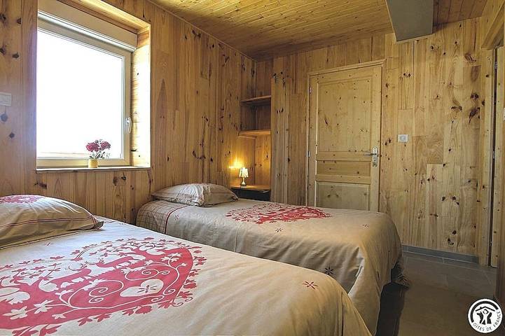 Location de vacances pour 4 personnes, avec jardin à Chazey-sur-Ain - 2