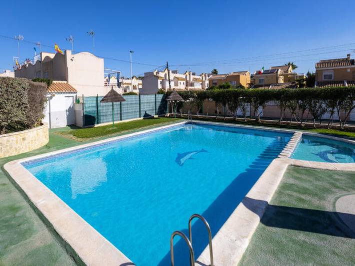 Appartamento per 8 persone, con piscina e giardino nonché terrazza in Costa Orihuela