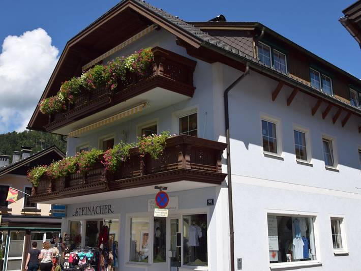 Ferienwohnung für 3 Personen in Strobl