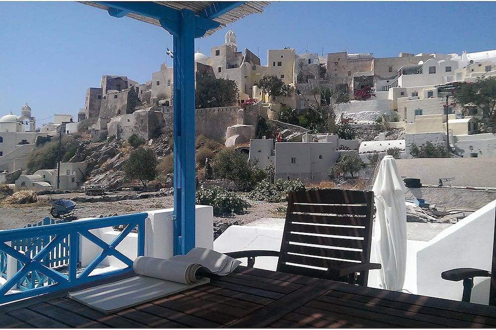The Hidden House, casa tradicional para 6-8 personas. in Emporio, Santorini