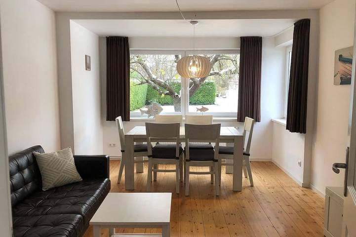 Ferienhaus für 6 Personen, mit Terrasse und Garten