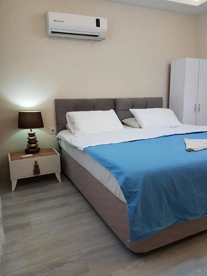 Aparthotel para 4 personas, con jardín, Se admiten mascotas - 1