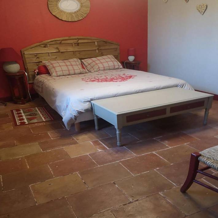 Chambre d’hôte pour 10 personnes, avec vue et jardin, animaux acceptés dans l' Aude - 2