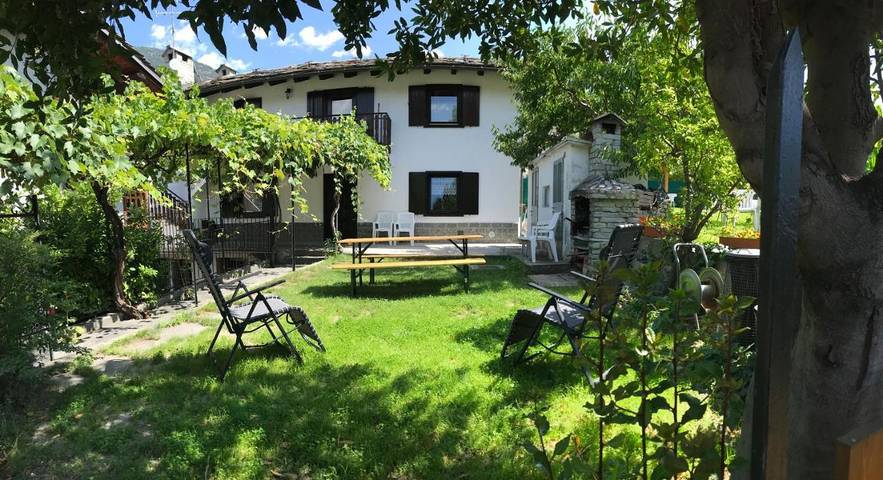 Maison de vacances pour 6 personnes, avec Balcon et Terrasse ainsi que Jardin et Vue à Comune di Saint-Pierre