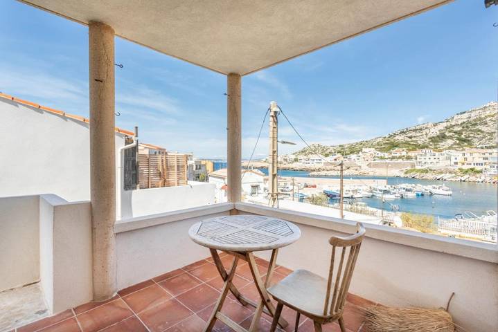 Gîte pour 4 personnes, avec balcon dans Les Goudes - 3