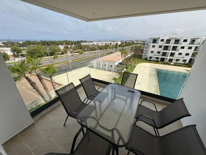 Apartamento de vacaciones para 4 personas, con piscina además de jardín y vistas - 1