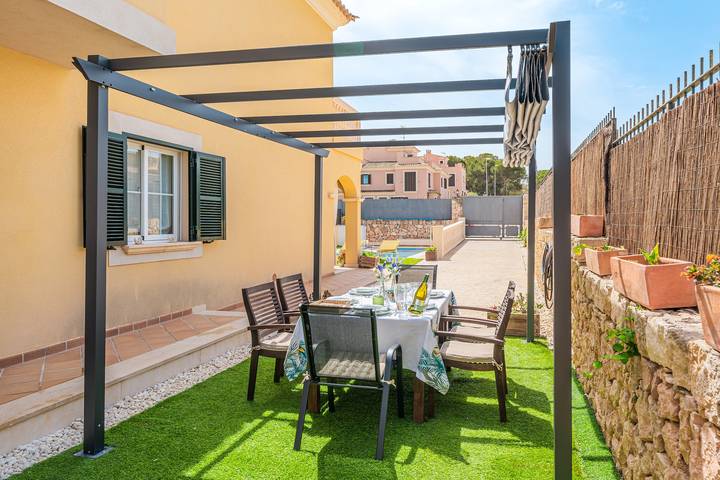 Villa 'Alma Azul' com piscina privada, terraços e Wi-Fi in Maioris Decima, Llucmajor