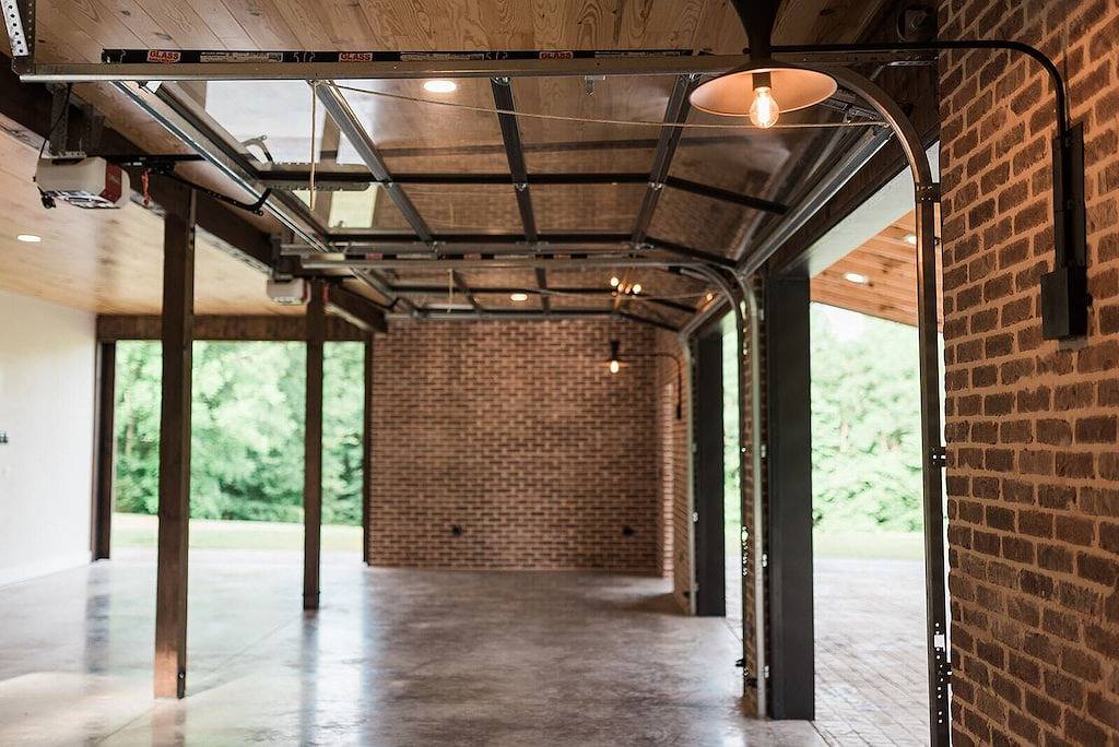 Holston Springs Venue & Lodge in Knox County (TN)