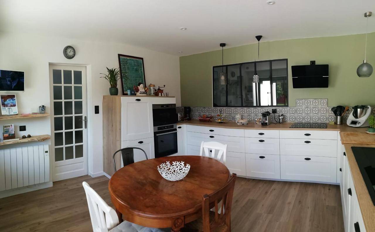 Chambre Dans Villa in Mulsanne, Sarthe
