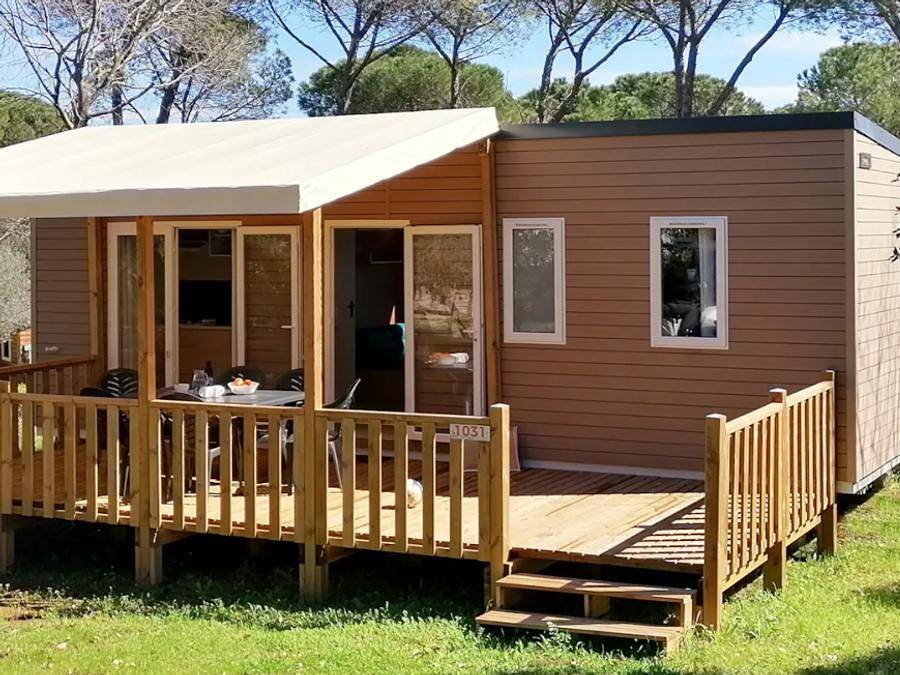Camping Tikayan Les Cigales - Mobile home 8 persons - Texas Standard in Le Muy, Mediterranean Coast (France)