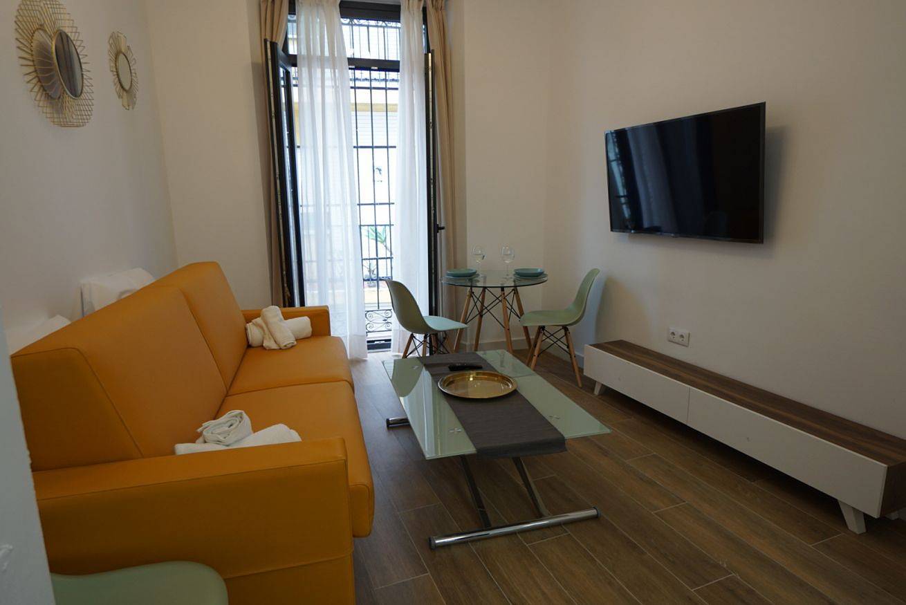 Entire apartment, 3 Style Lovely By Rentalsevilla  in Casco Antiguo, Sevilla