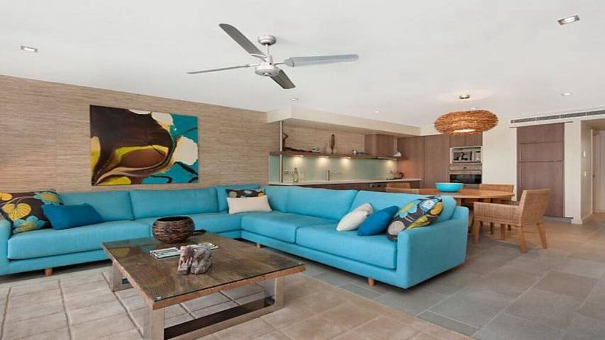 Holiday apartment for 4 people, with hot tub and garden as well as balcony and pool in Palm Cove
