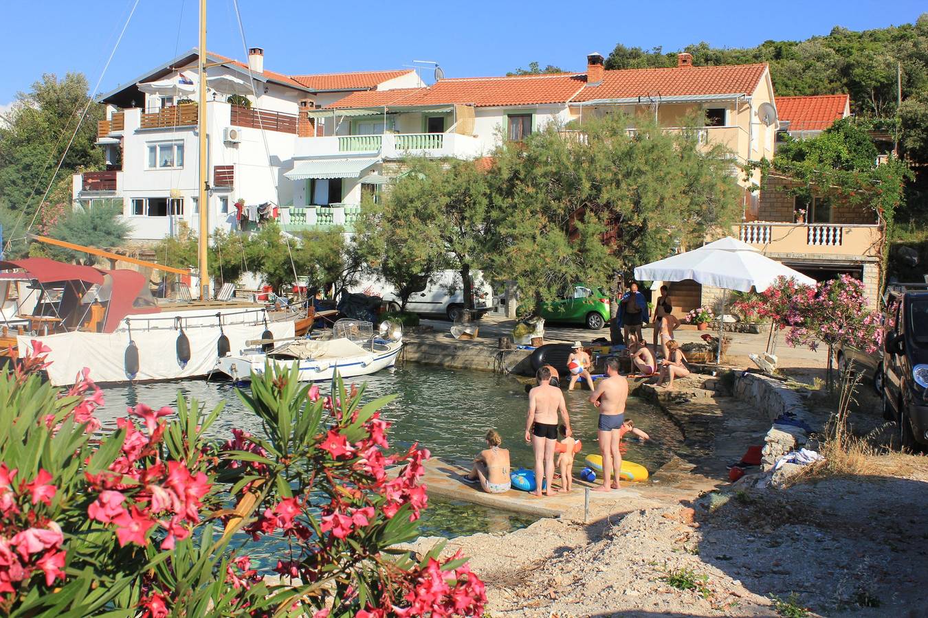 Pokój przy plaży Zaglav, Dugi otok S-8170-a in Sali, Dugi Otok