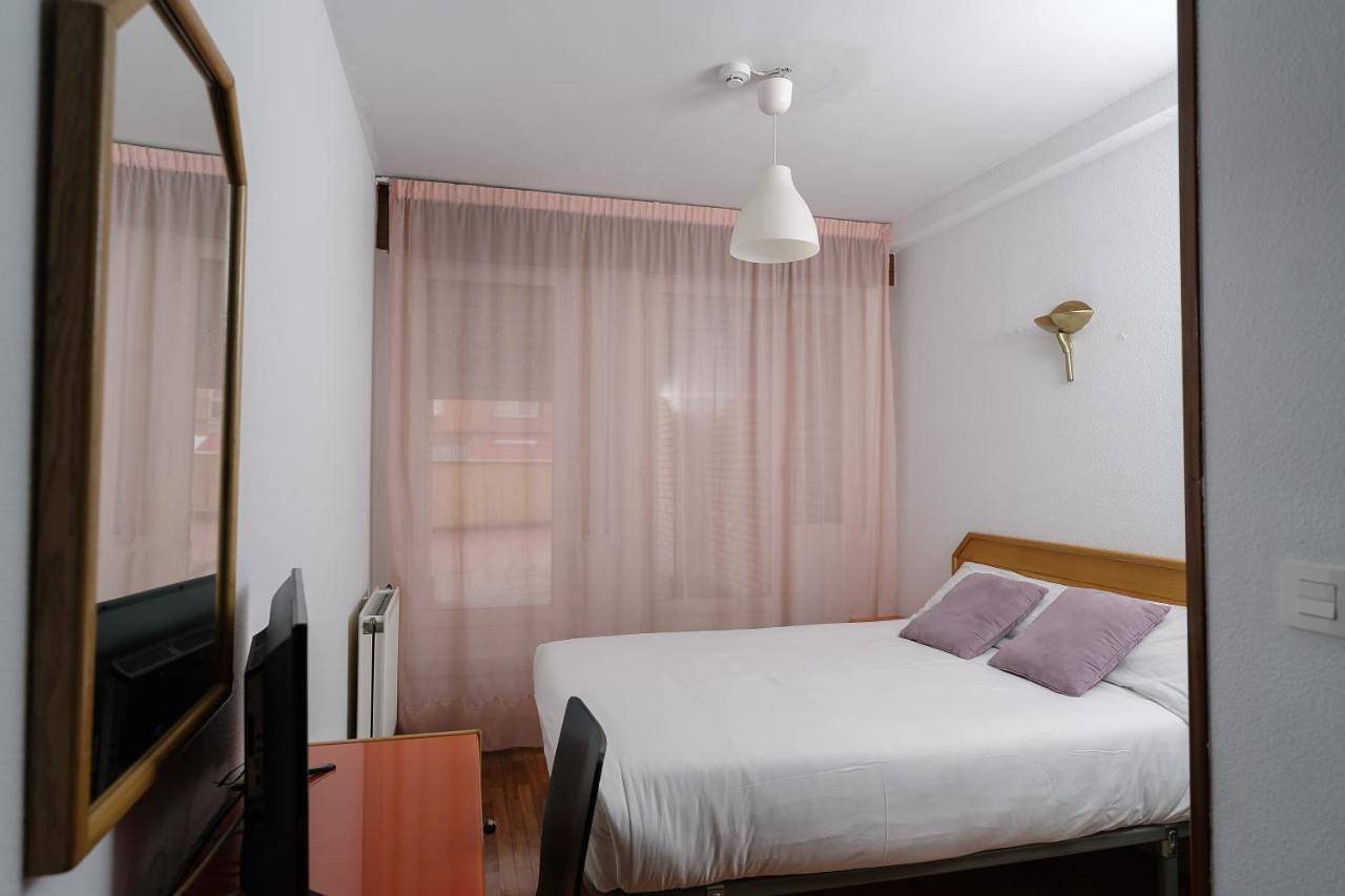 Triple Room in Burgos, Provincia de Burgos