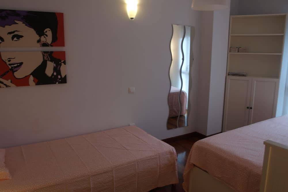 Apartamento entero, Ramales pueblo entre río y montañas, wifi y parking free in Ramales de la Victoria, Costa de Cantabria