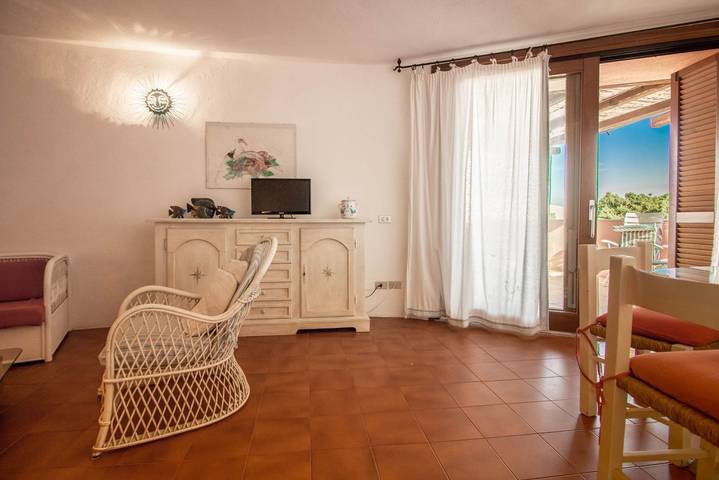 Apartamento entero, Apartamento de vacaciones para 5 personas con balcón/terraza in Carla Granu, Arzachena
