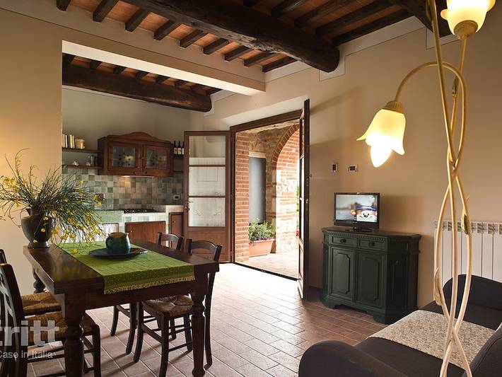 Ferienhaus für 5 Personen, mit Terrasse und Balkon/Terrasse
