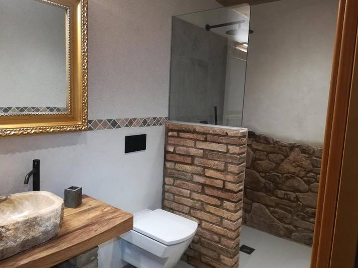Casa rural para 4 personas, con Terraza y Jardín además de Piscina para niños y Piscina en Osona - 4