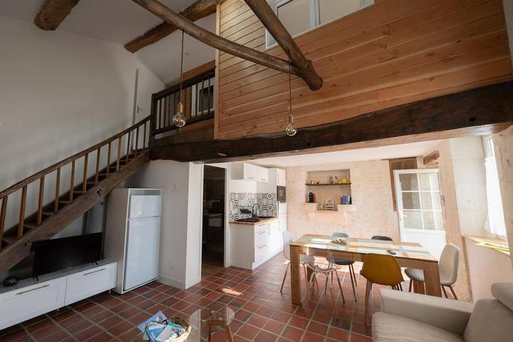 Appartement de vacances pour 6 personnes, avec jardin ainsi que jacuzzi et piscine