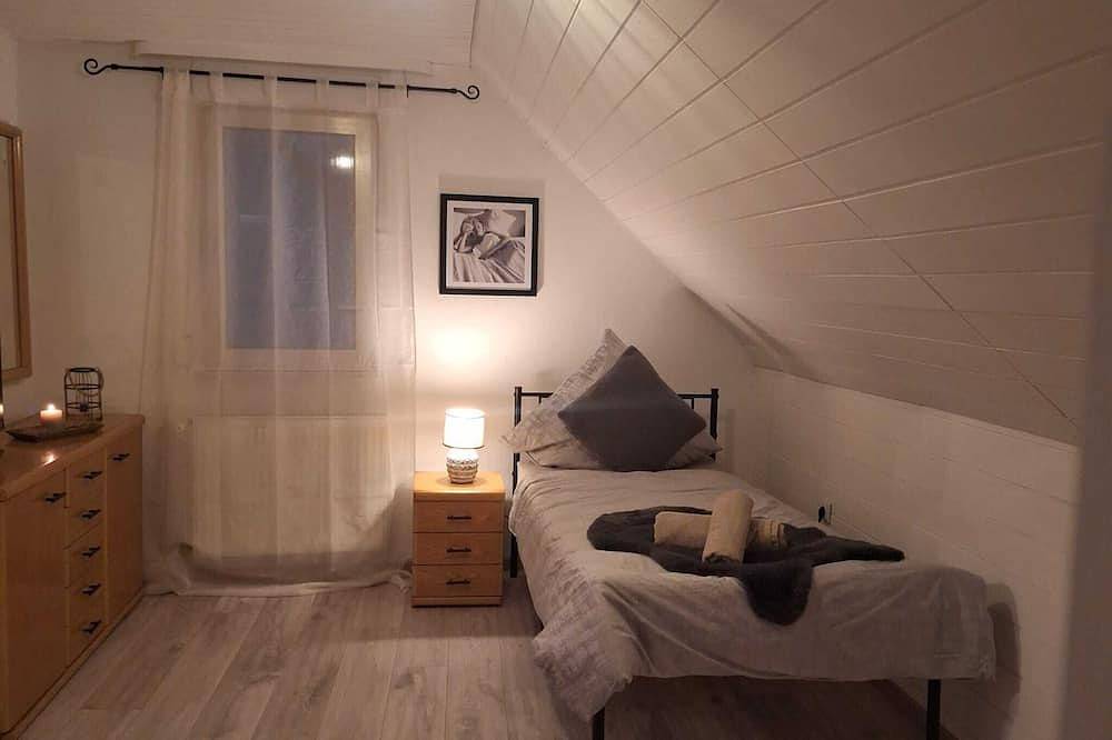 Ferienhaus Ferienwohnung Wörrstadt Stadtmitte 3 Schlafzimmer in Wörrstadt, Rheinhessen