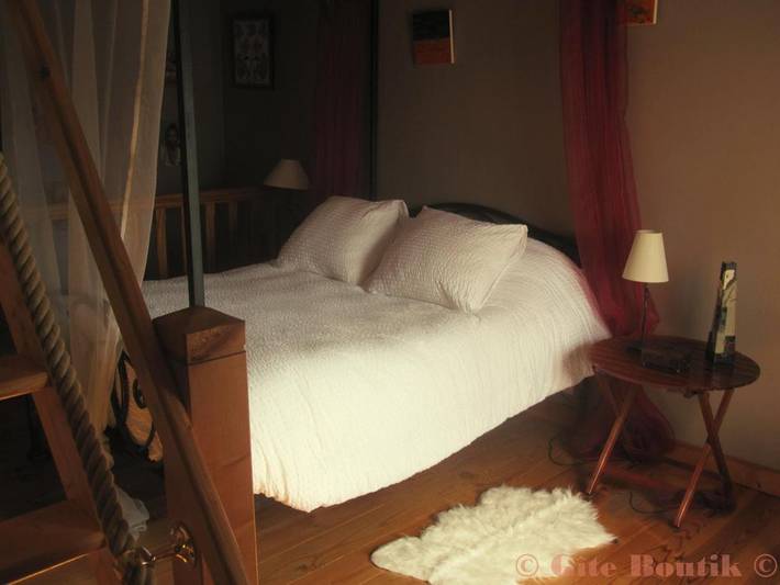 Gîte pour 2 personnes, avec terrasse à Gouézec