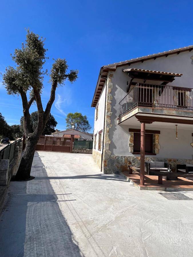 Casa de vacaciones para 20 personas, con piscina además de vistas y jardín en Castilla y León - 4