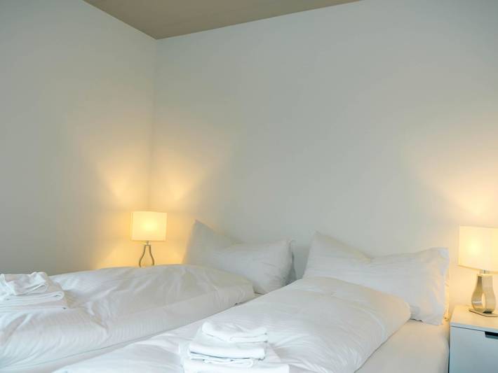 Ferienwohnung für 4 Personen, mit Terrasse und Seeblick am Thunersee - 4