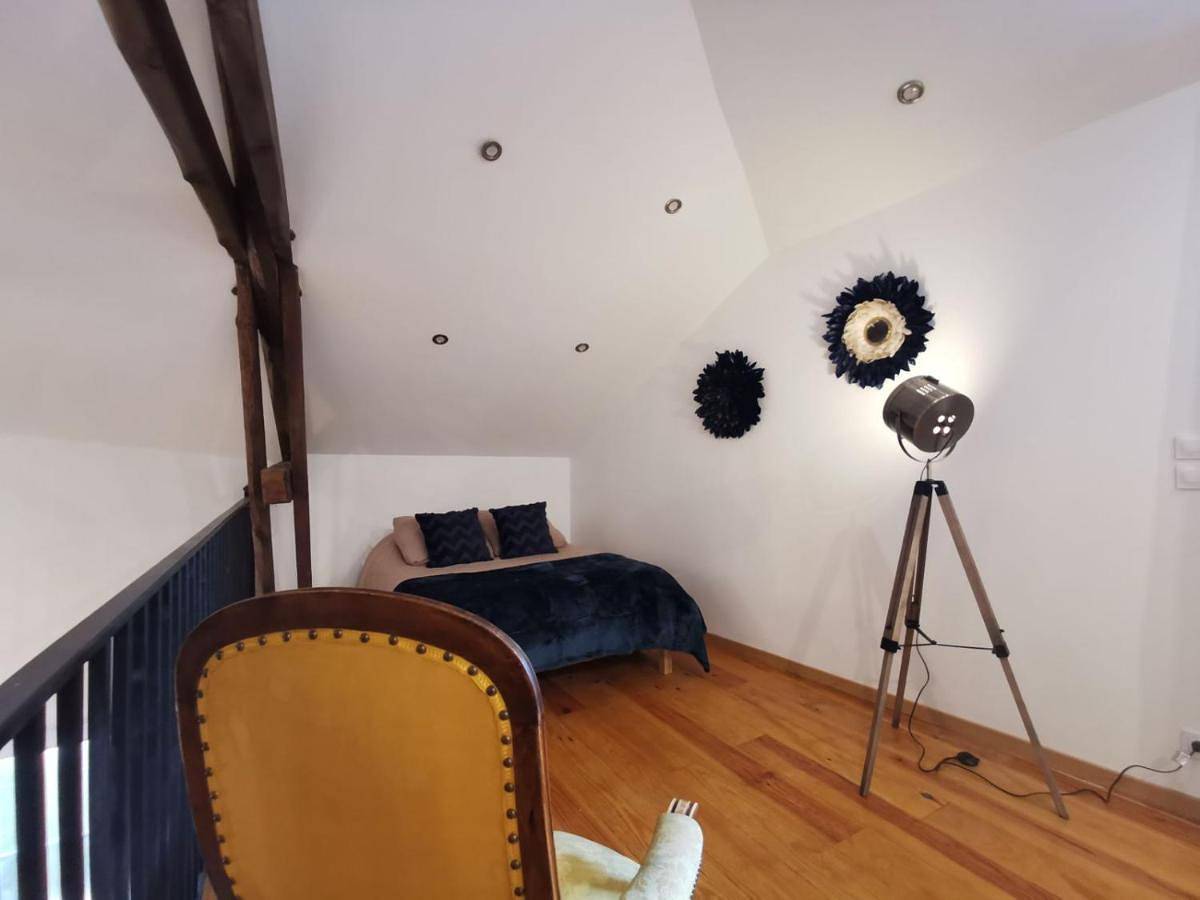 Four-Bedroom House in Blesle, Parc naturel régional des Volcans d'Auvergne