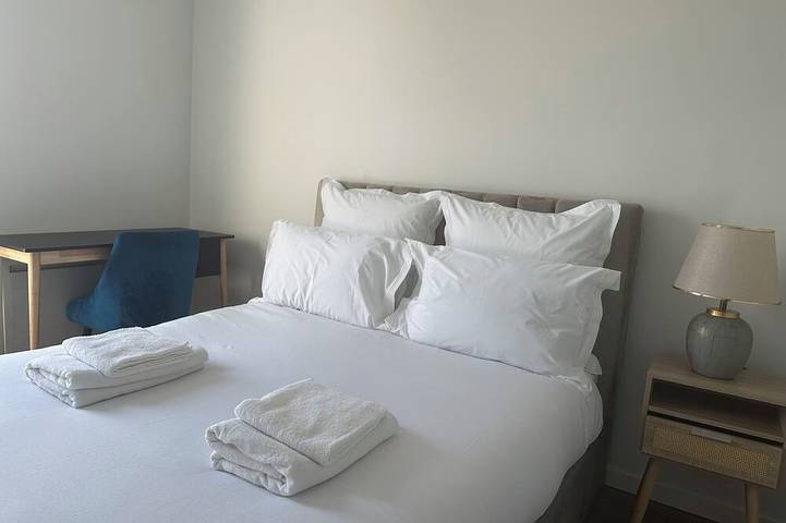 Appartement entier, Appartement rénové 2 chambres, 6 couchages Parking gratuit 10 min Orly in Athis-Mons, Essonne
