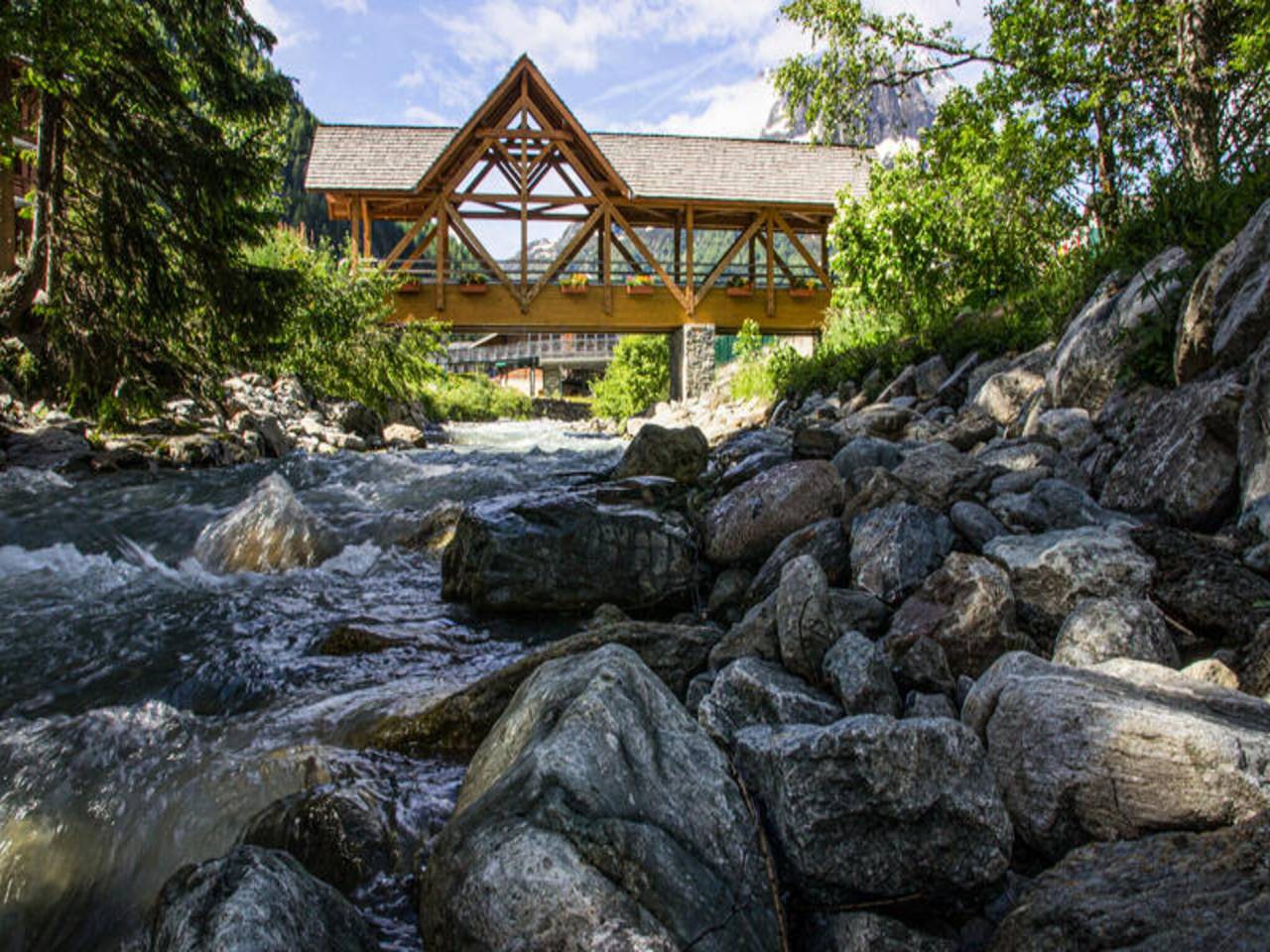 Apartamento entero, Apartamento en Vallorcine con Jacuzzi y Piscina in Vallorcine, Macizo del Mont Blanc