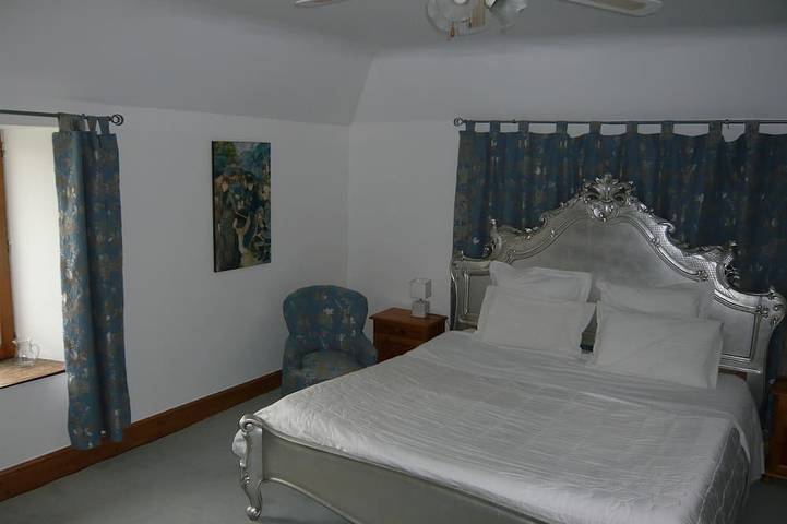 Gîte pour 2 personnes, avec terrasse ainsi que jardin et piscine à Boisse - 2