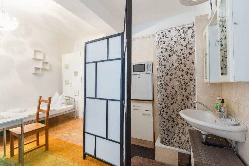 Ganze Wohnung, Top in Vienna Netflix + Nespresso in Wien, Wienerwald